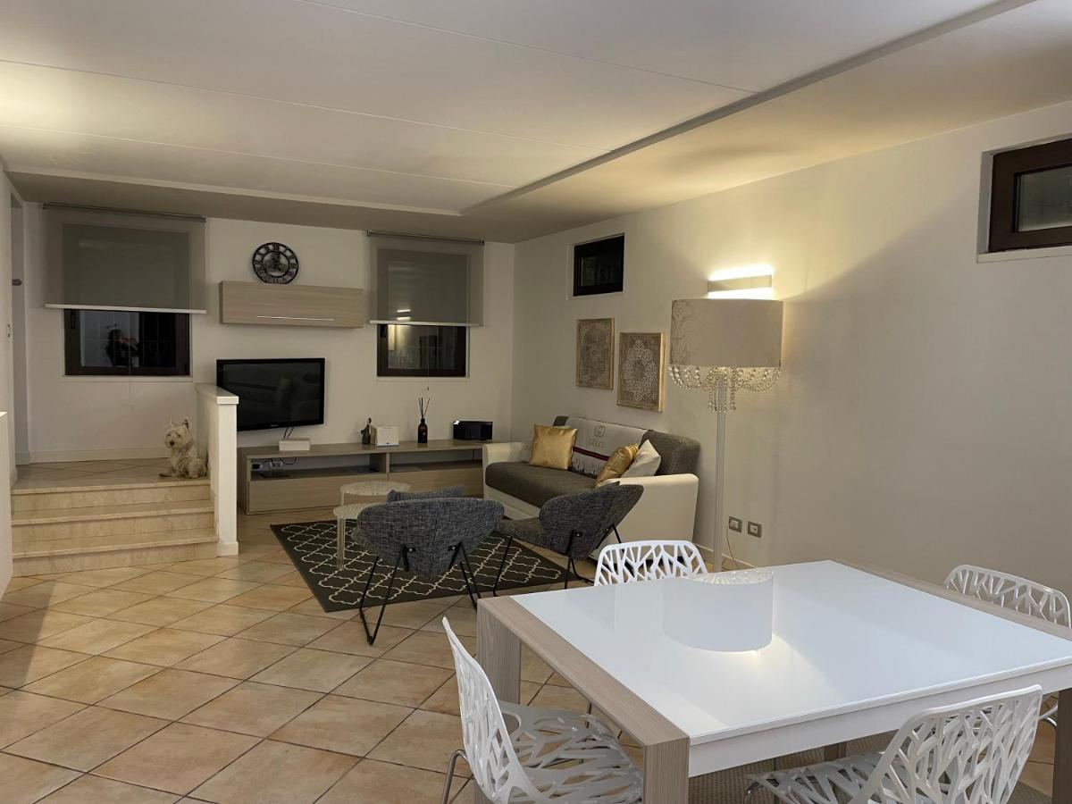 Villa Maddalena Ome Bagian luar foto